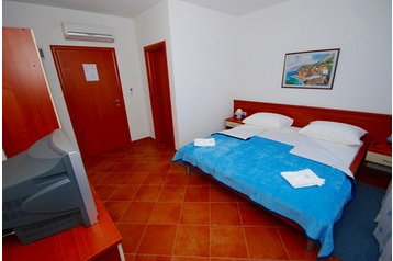 Croatia Privát Podaca, Interior